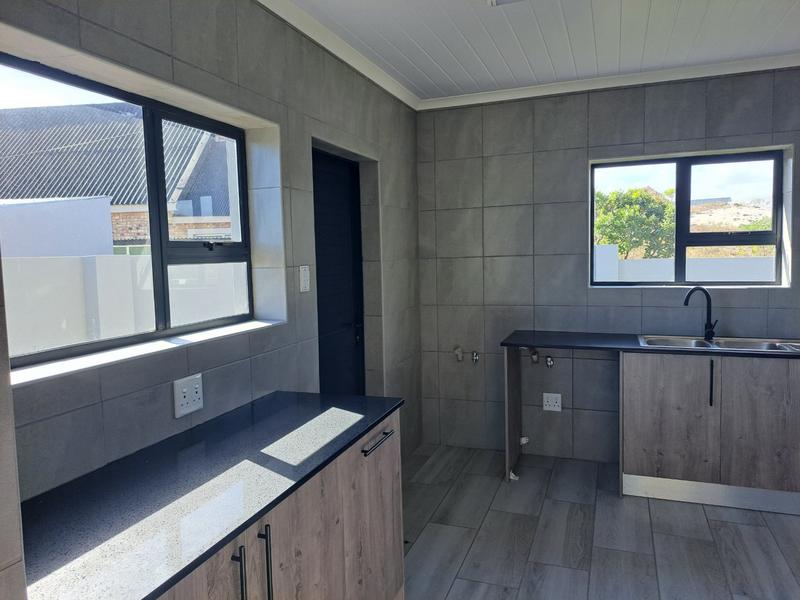 4 Bedroom Property for Sale in Pearly Beach Western Cape